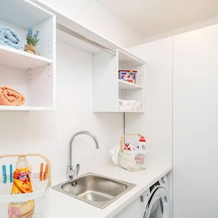 Apartamento Diana: Bayside View Beauty - A Romantic