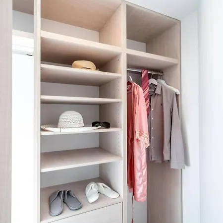 Diana: Bayside View Beauty - A Romantic