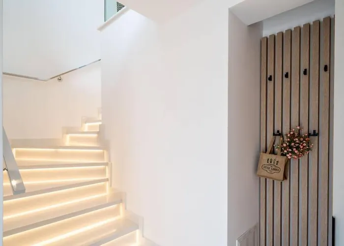 Diana: Bayside View Beauty - A Romantic Apartmán