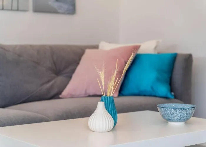 Diana: Bayside View Beauty - A Romantic * Dubrovník