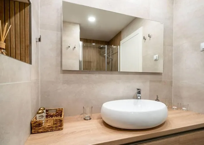 Diana: Bayside View Beauty - A Romantic