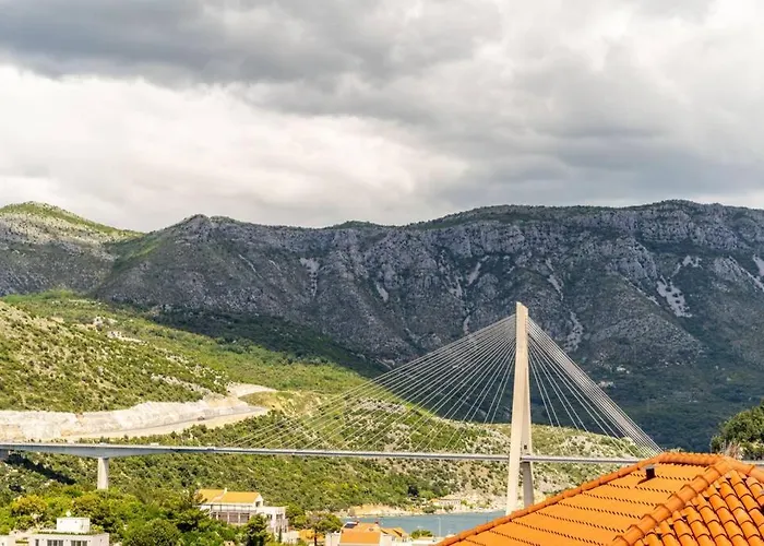 Diana: Bayside View Beauty - A Romantic Apartmán